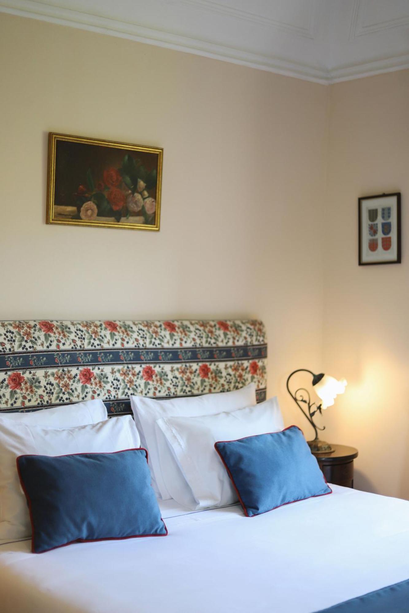 Hotel Outeiro Tuías - Manor House Marco de Canavezes Habitación foto